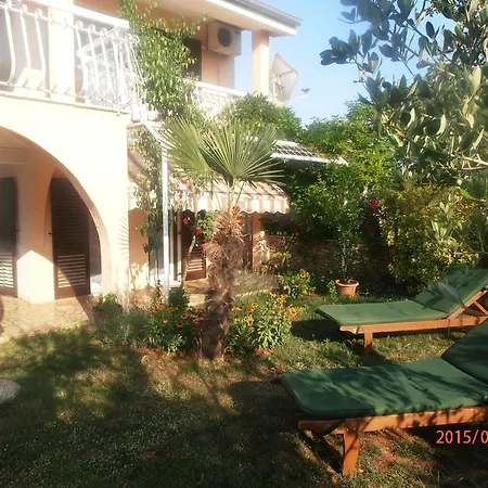 Steblaj Apartman *